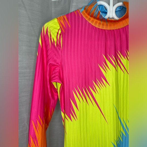 💖 Multicolour Bodycon Dress✨ Size (S) - Picture 4 of 9